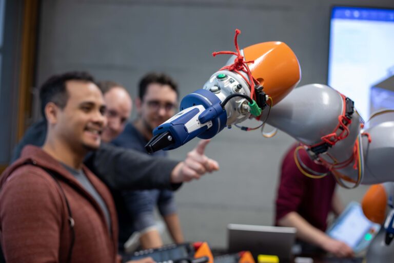 Forschungsteam der Digital Factory Vorarlberg