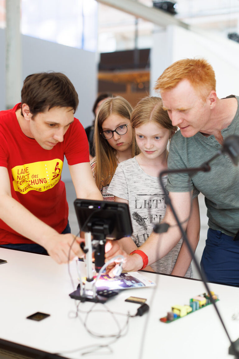 Lange Nacht der Forschung, Stadt Dornbirn, Inatura, Eberle Automatische Systeme, Zumtobel