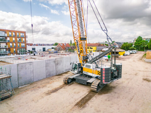 Elektrifizierter Liebherr-Kran