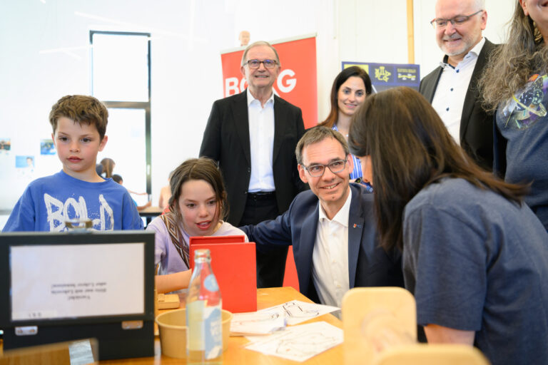 Lange Nacht der Forschung | (c) Matthias Rgomberg . fotograf