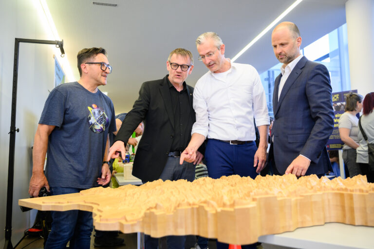 Lange Nacht der Forschung | (c) Matthias Rgomberg . fotograf